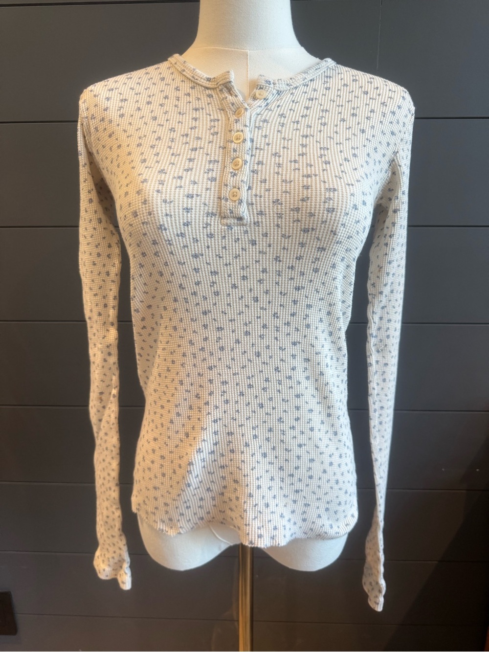 Brandy Melville Cream Waffle Henley with Faded Blue Print Cottagecore Floral OS